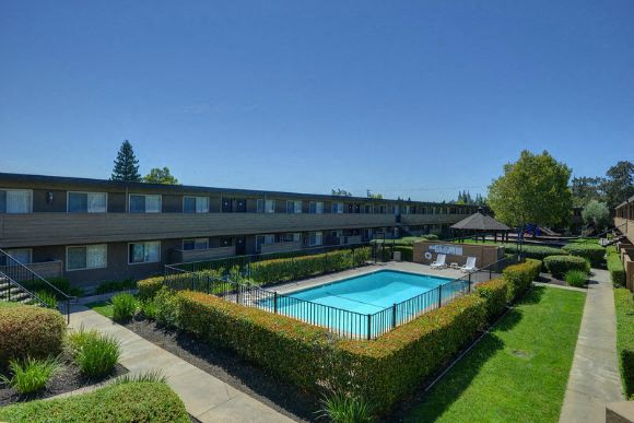 Olympus Park Apartment Homes Image 32