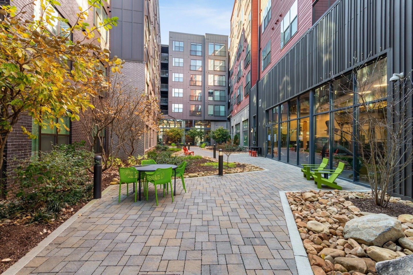 AMLI Westside Image 17