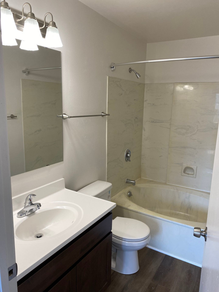 Madison Townhomes Image 9