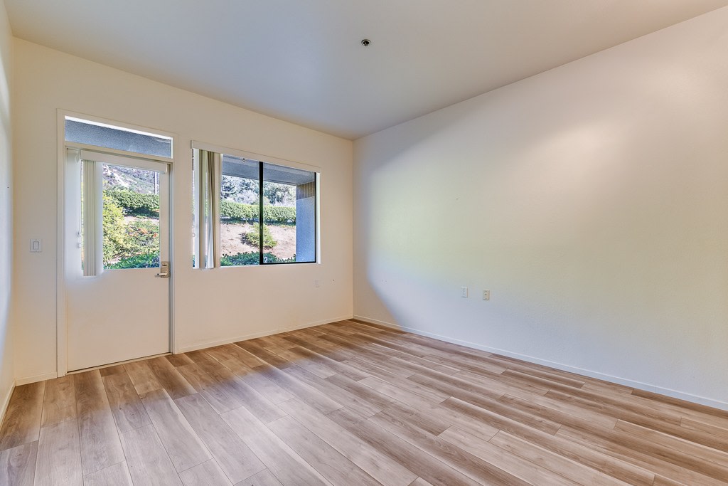 Senior Housing - Legacy Hills at Poway Image 25