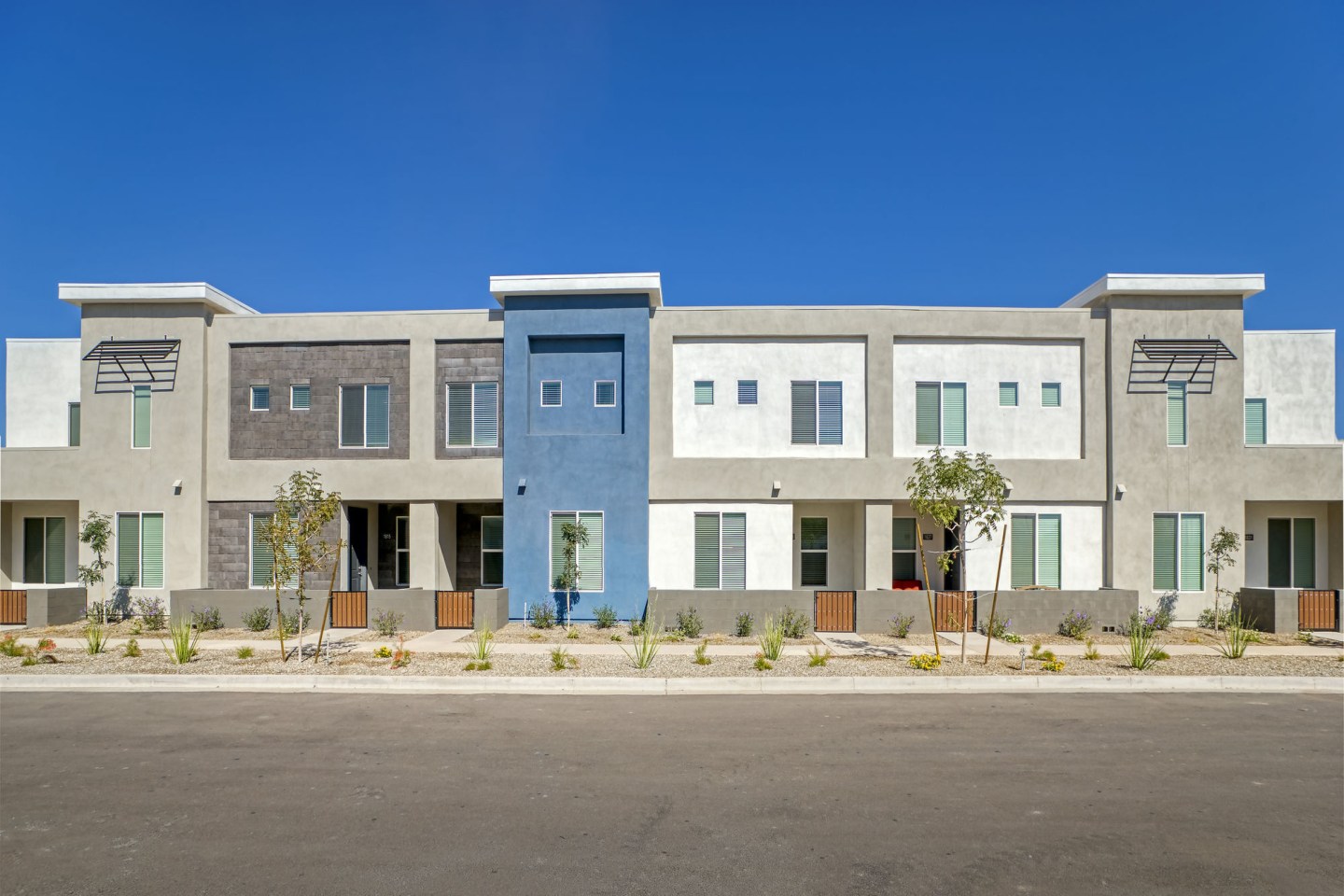 BB Living at Val Vista Image 1