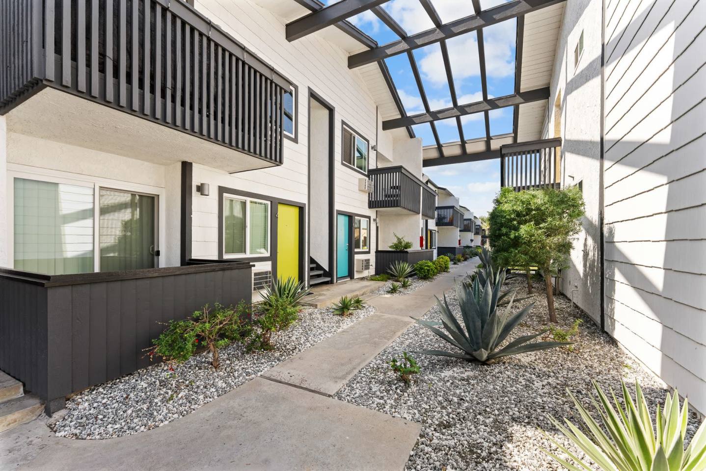 Eastside Apartments Image 3