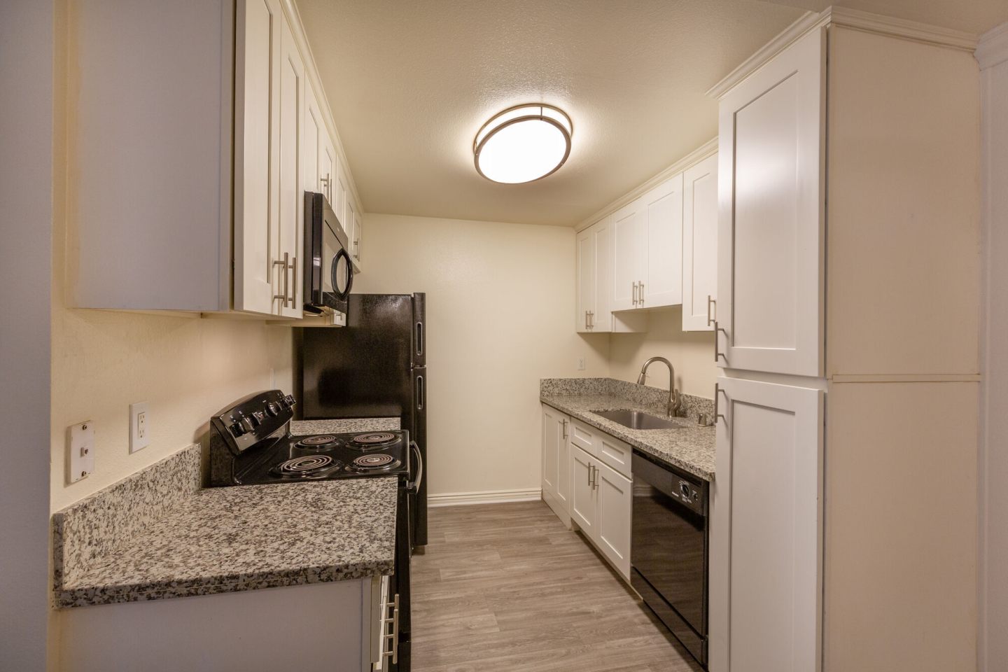 Elan Scripps Terrace Image 14