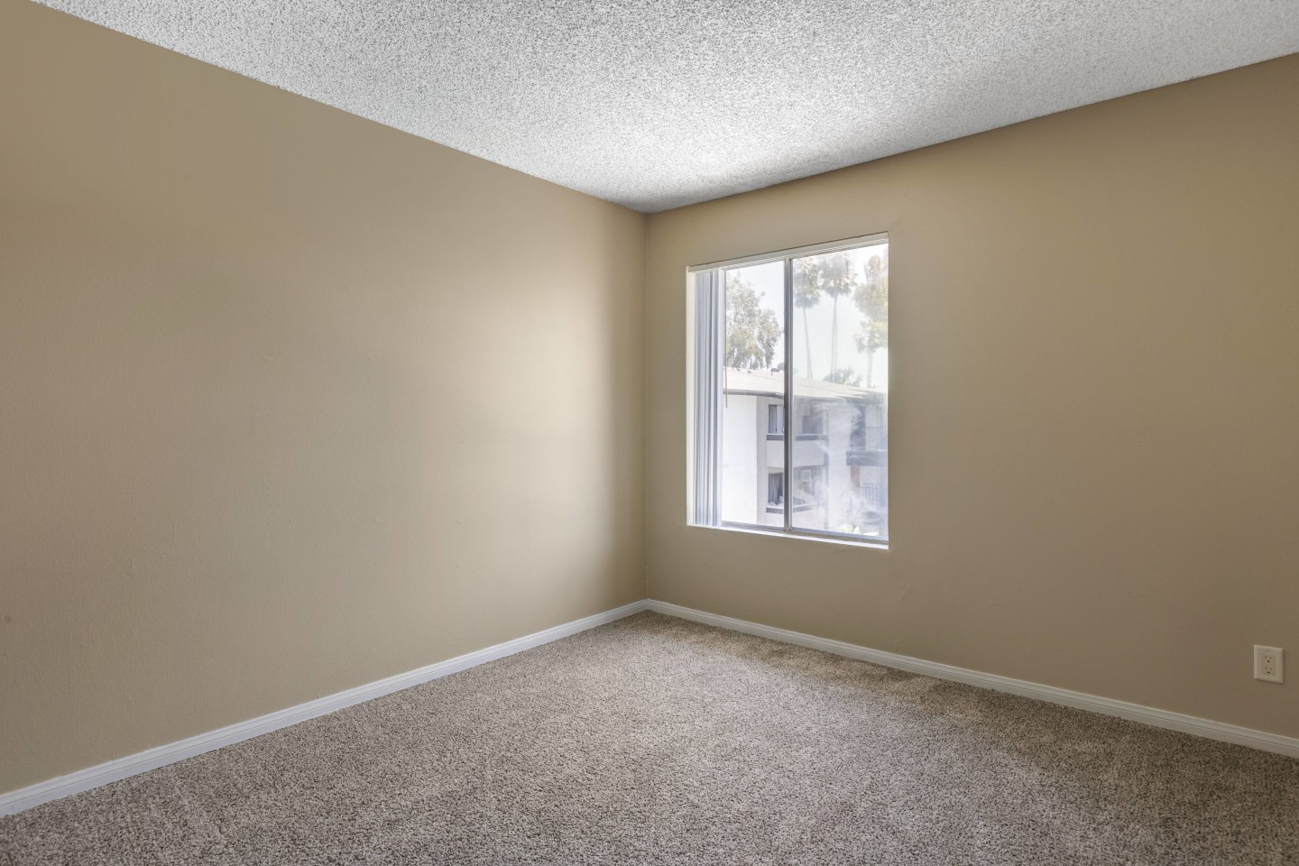 Northview-Southview Apartments Image 15