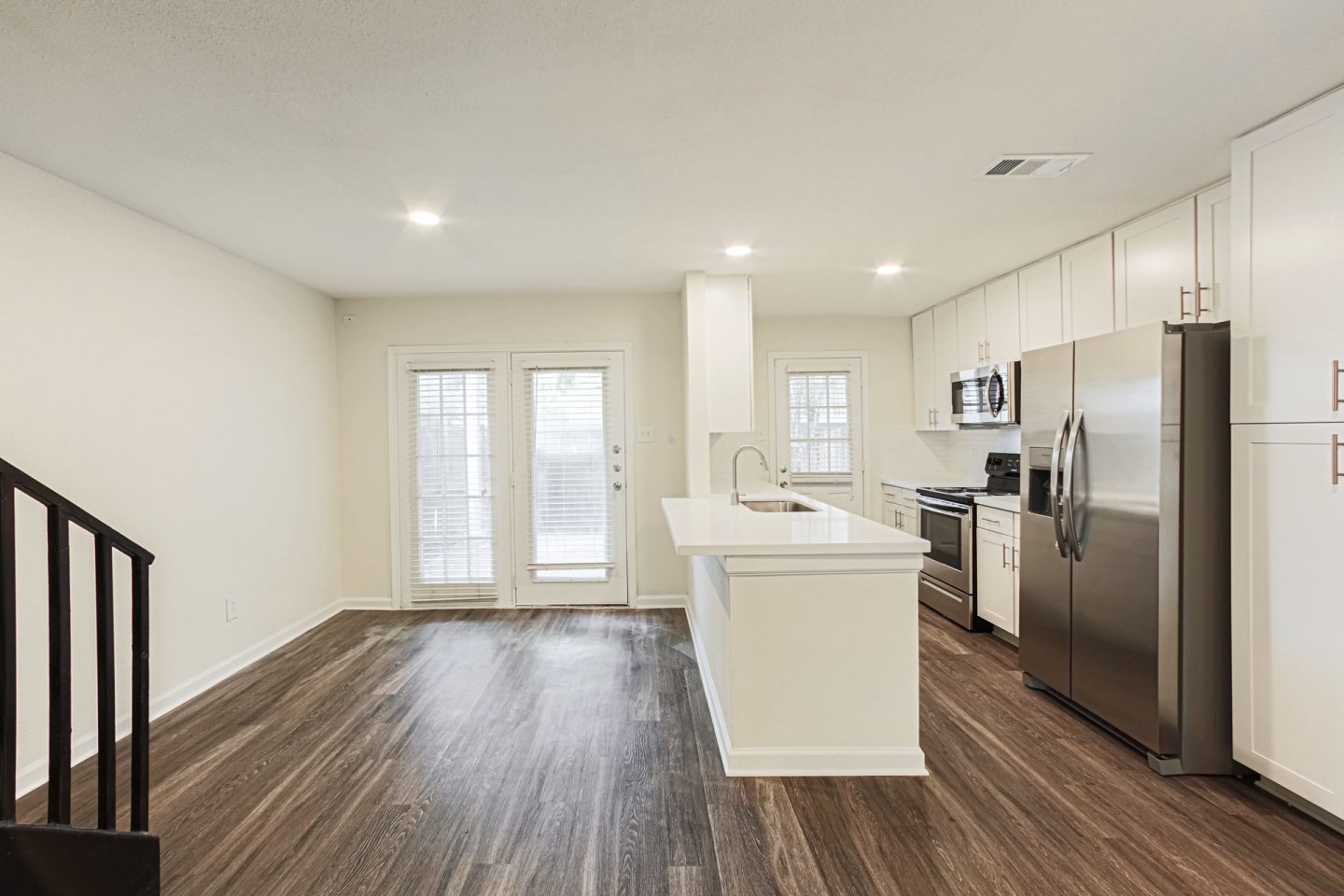 Roundhill Townhomes Image 5