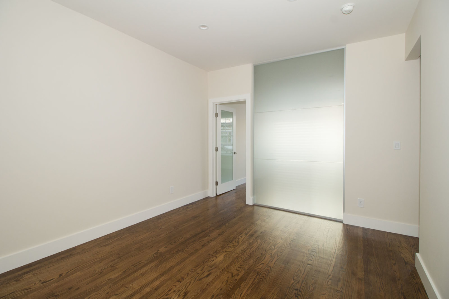 1424 Polk Image 7