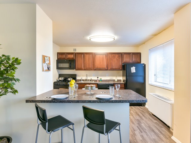 Hampshire Tower Apartments - Affordable Housing Image 12