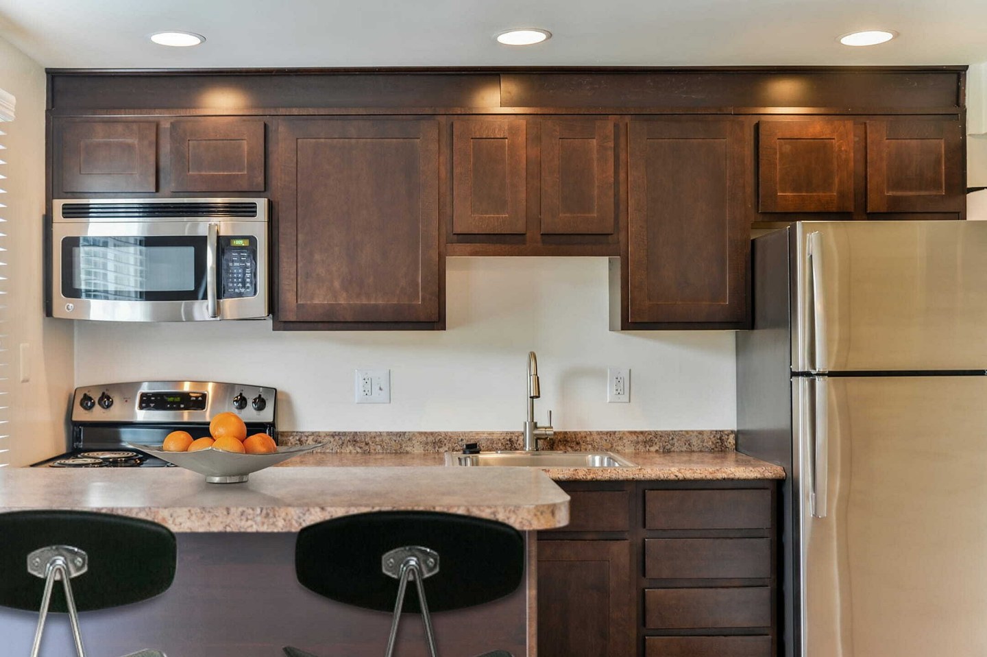 Lake Village Townhomes Image 4
