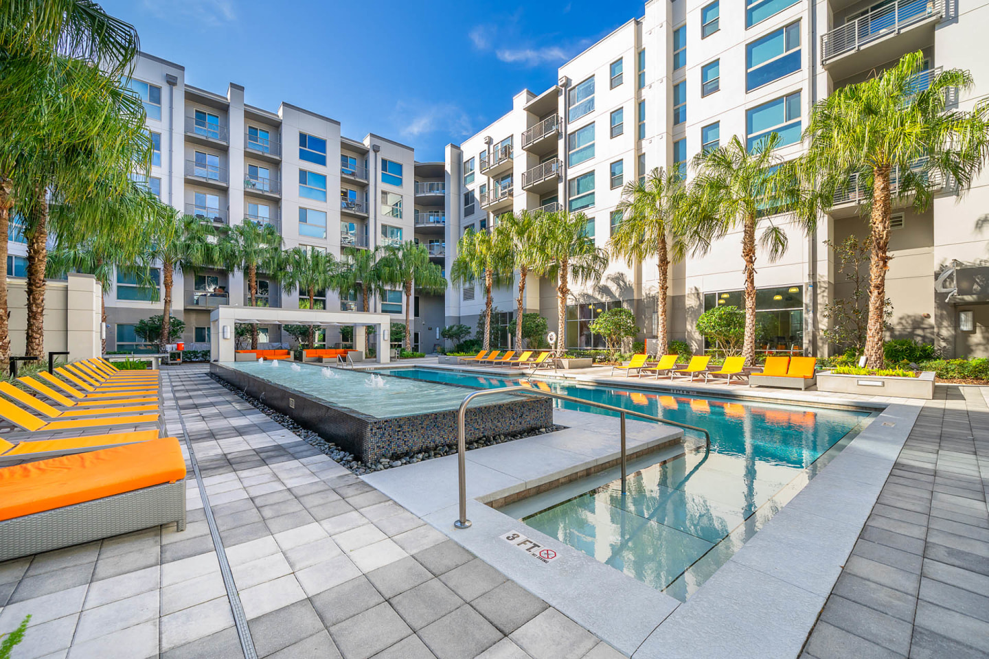 Nora Apartments Image 11