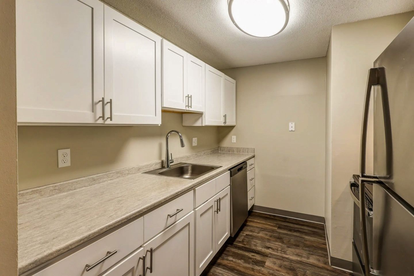 PRINCETON PLACE APARTMENTS Image 1