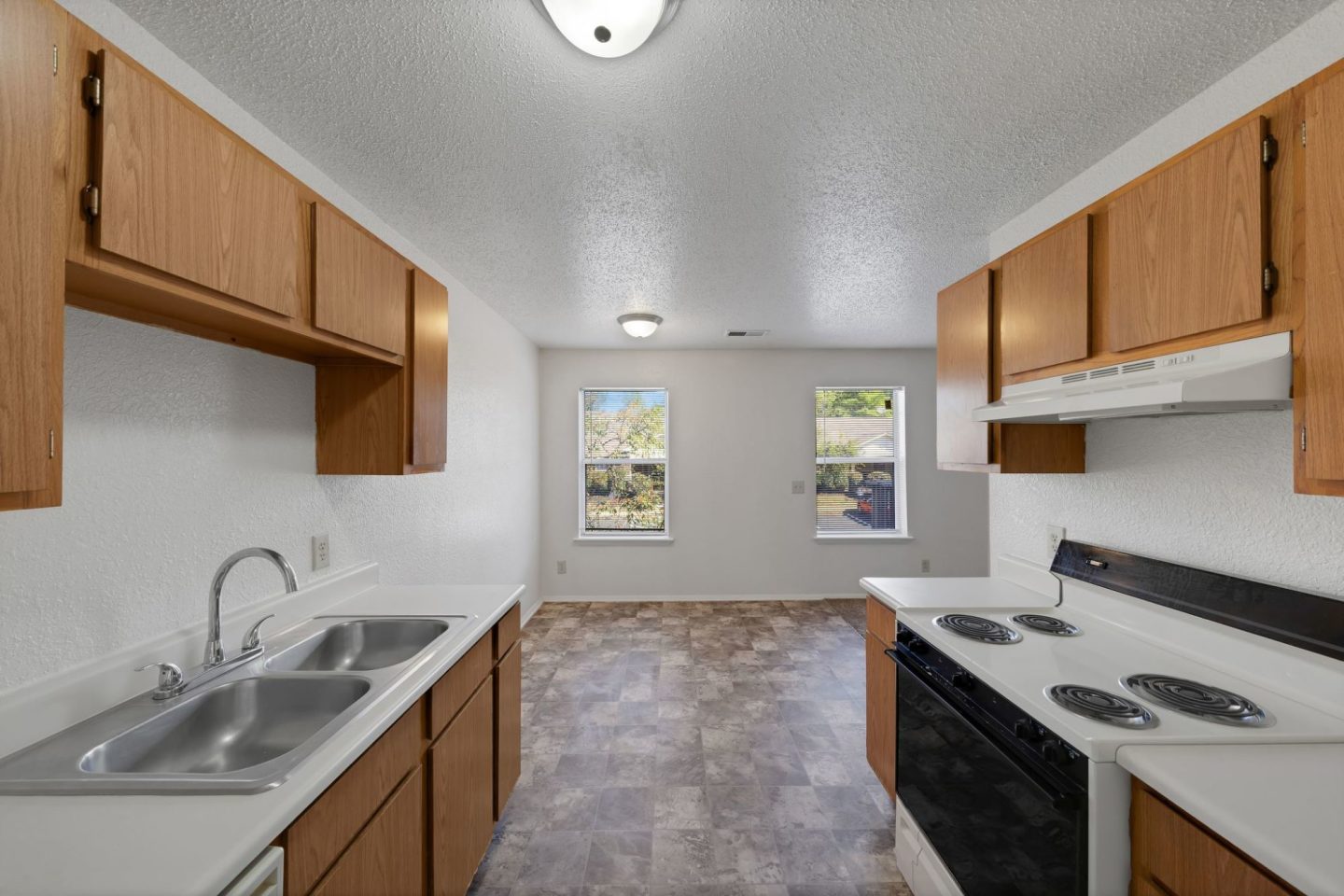 Emerald Edge Apartments - Affordable Housing Image 10