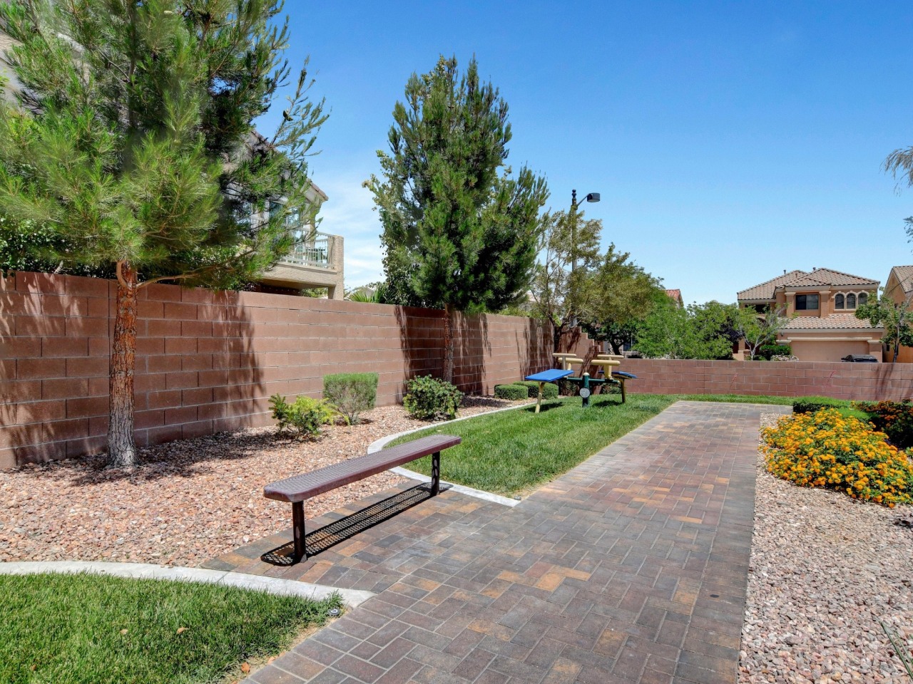 Gleneagles Village Townhomes Image 14