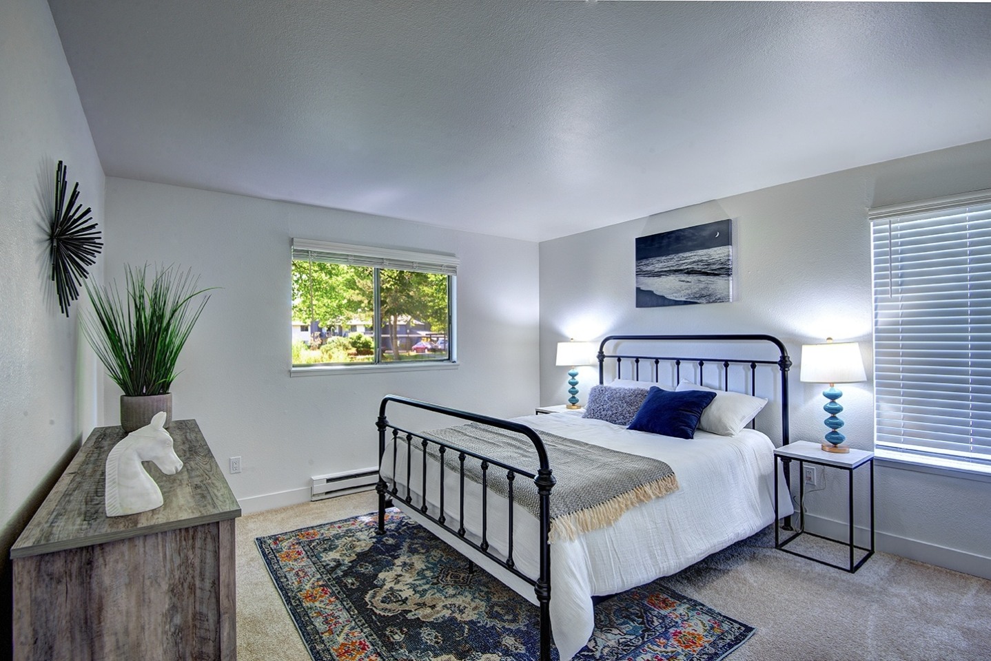 Woodlake Apartments Image 6