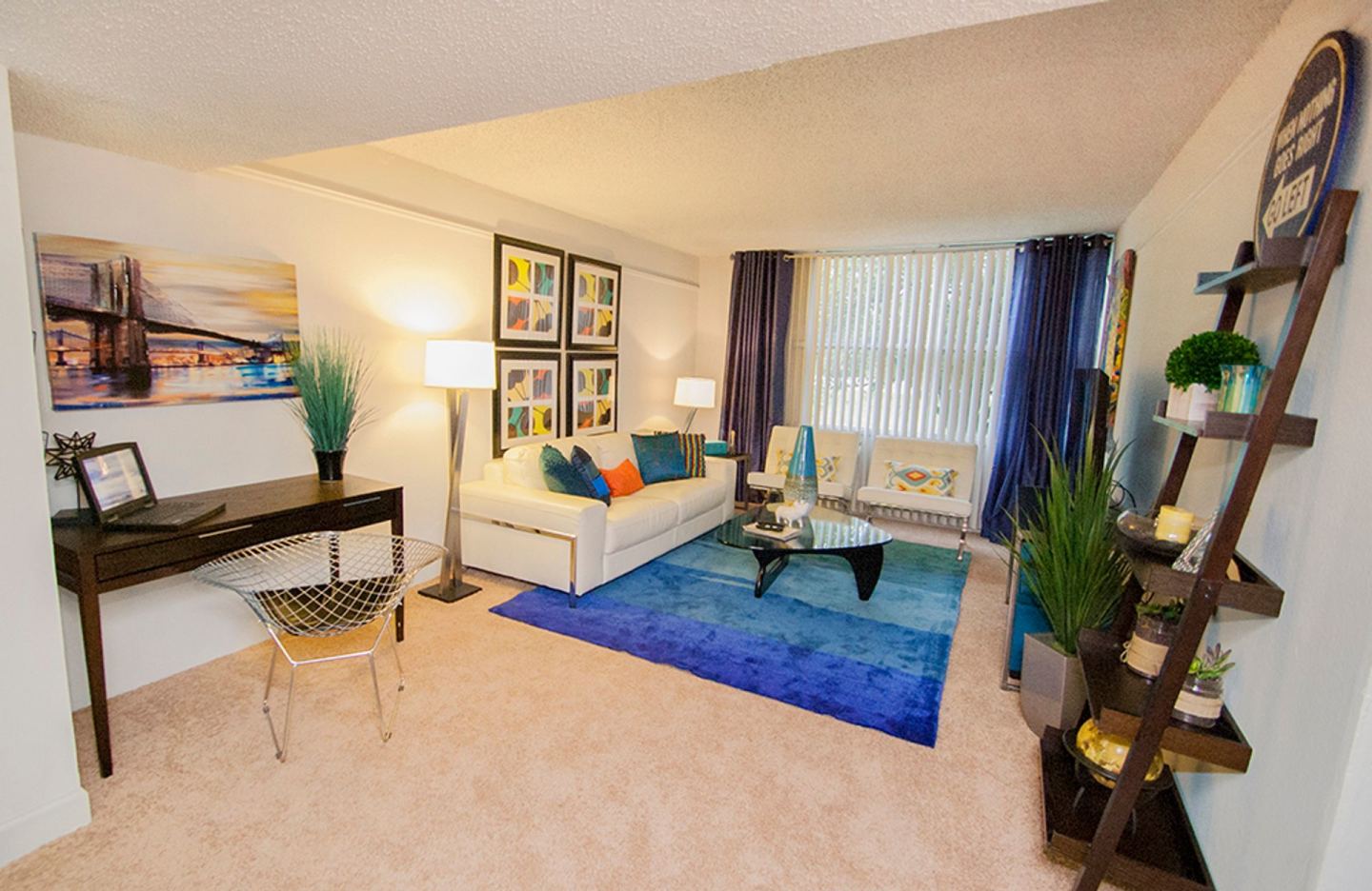 Lake Towers Apartments Image 2