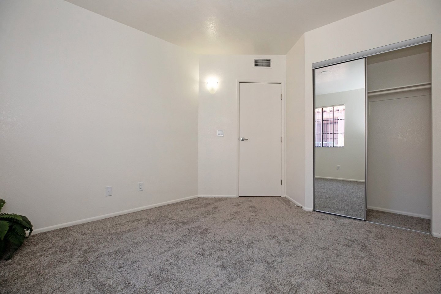 Winterhaven Terrace Image 38