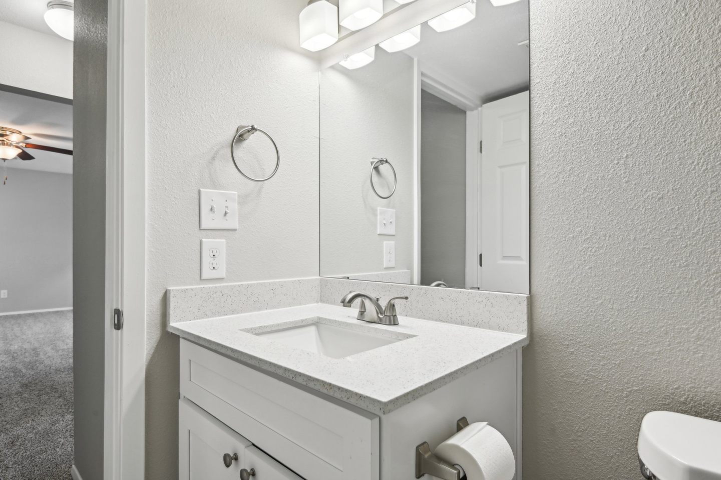 Abbey Glenn Apartments Image 19