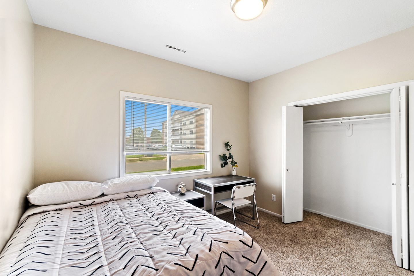 Student Housing - The Social West Ames Image 30