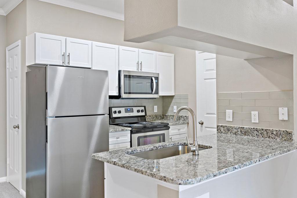 Ventana Oaks Image 1