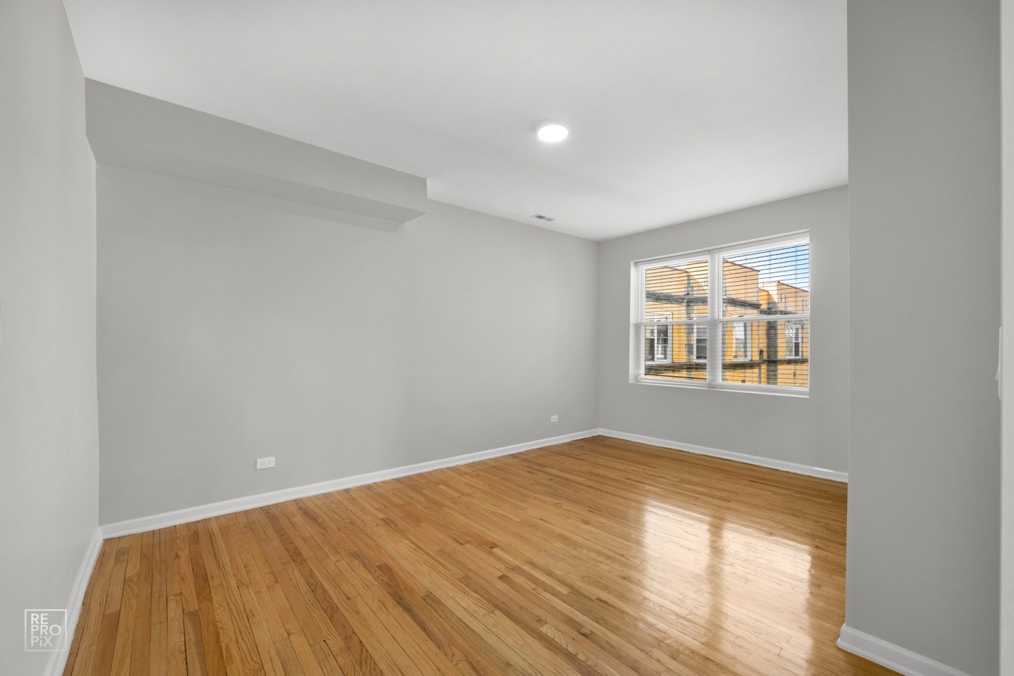 1145 N Austin Blvd Image 15