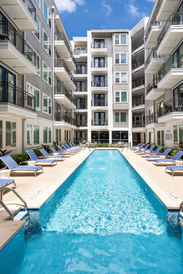 Burnet Flats Image 3