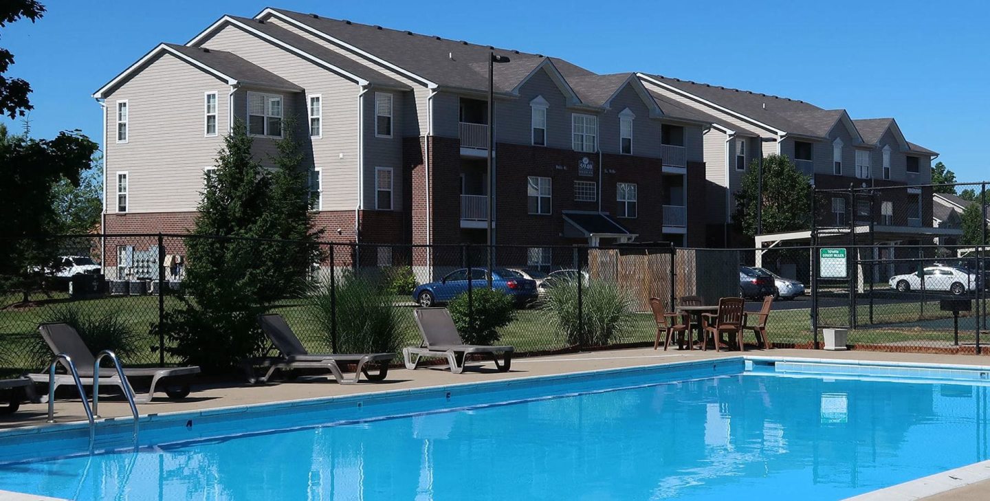 Willow Creek Apartments Image 4