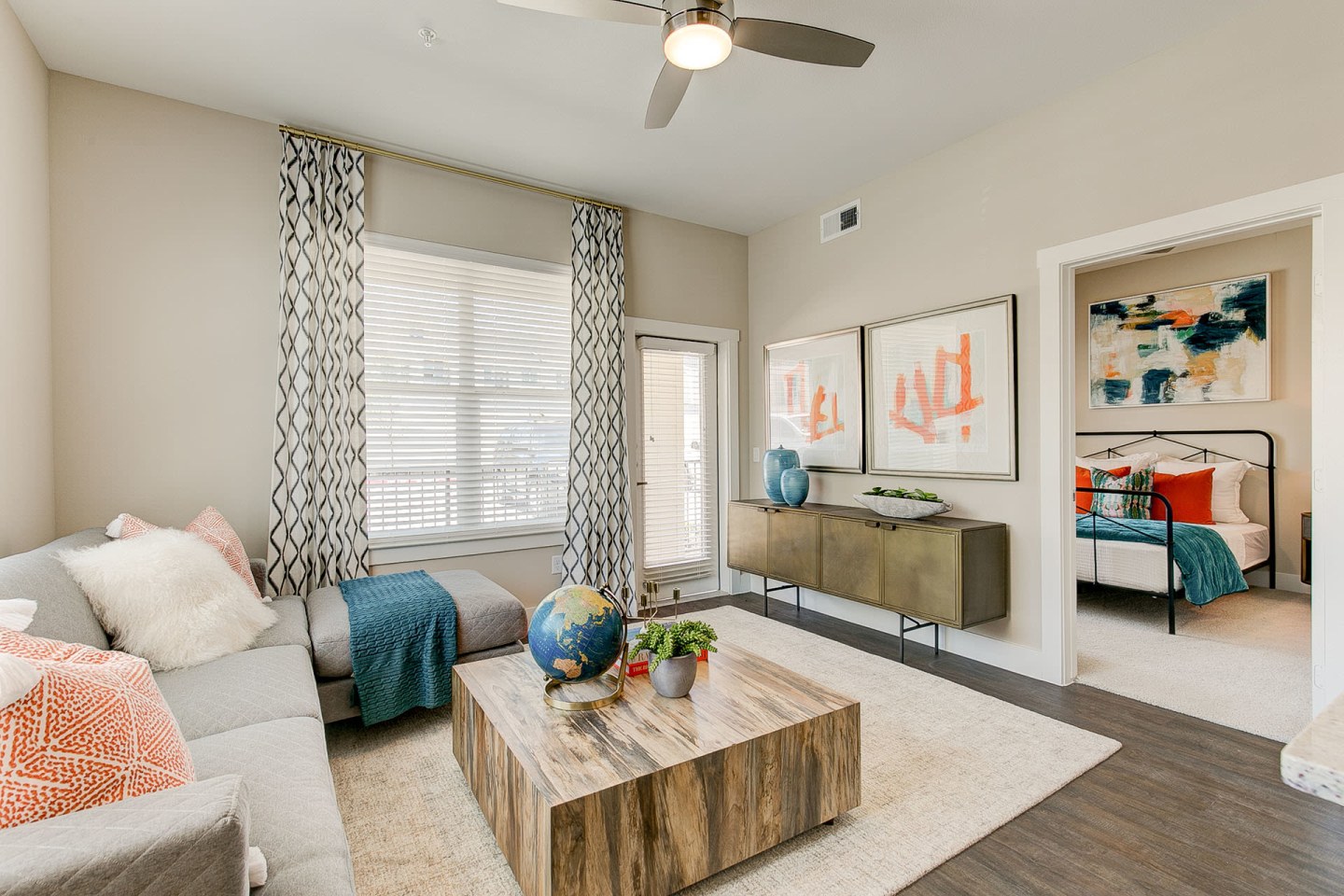 35 West at Champions Circle Apartments Image 16