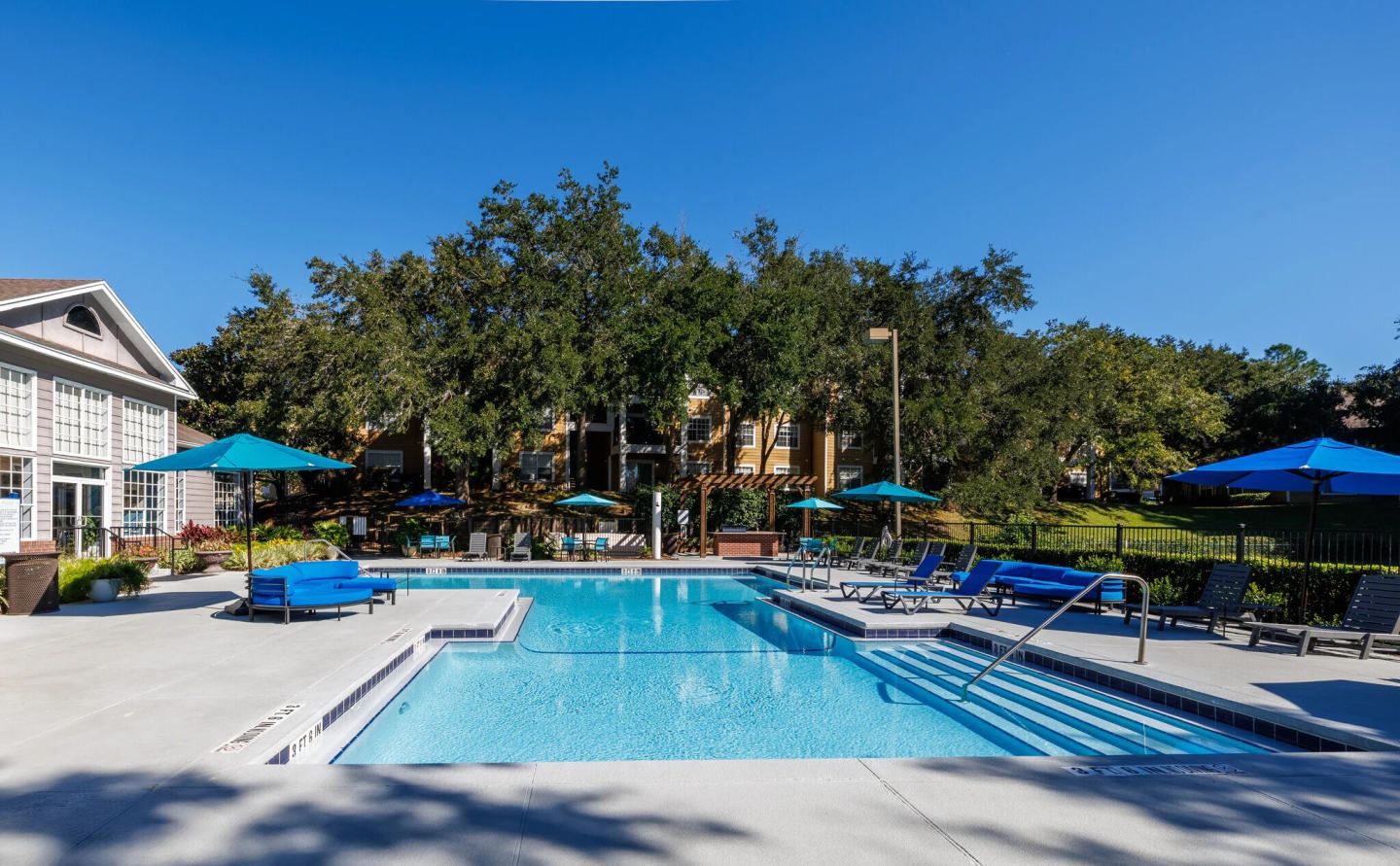 Jackson Square Apartments Image 2