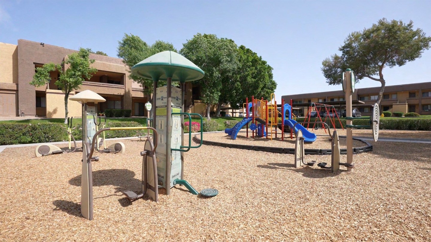 Avalon Hills Image 14