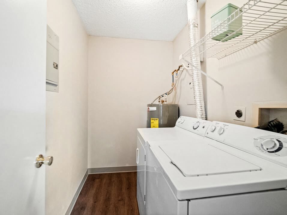 Lancaster Lakes Apartments Image 29