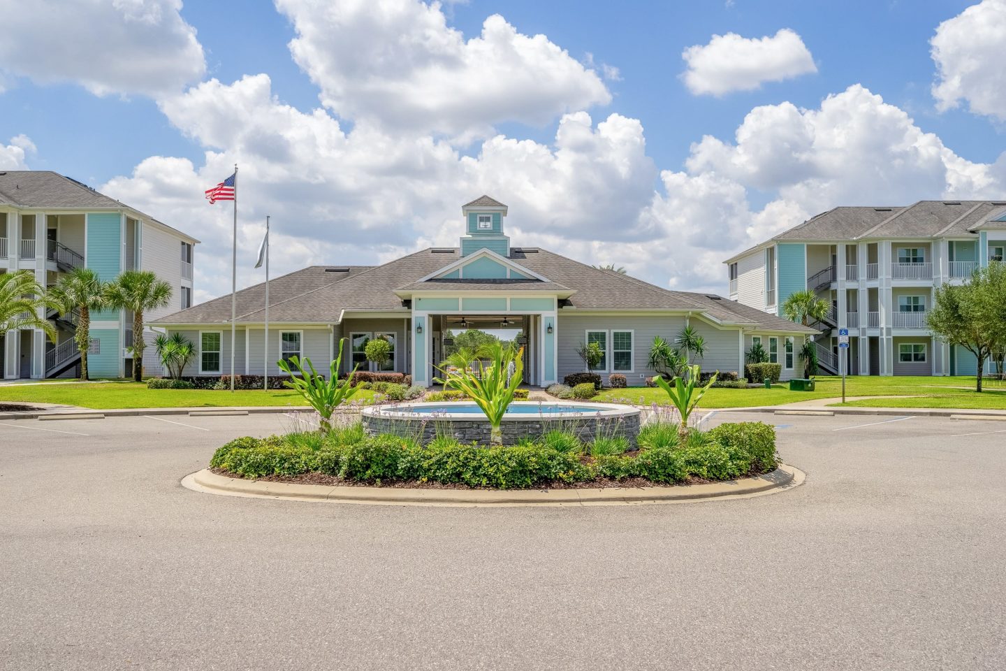 Century Lakehouse Image 17