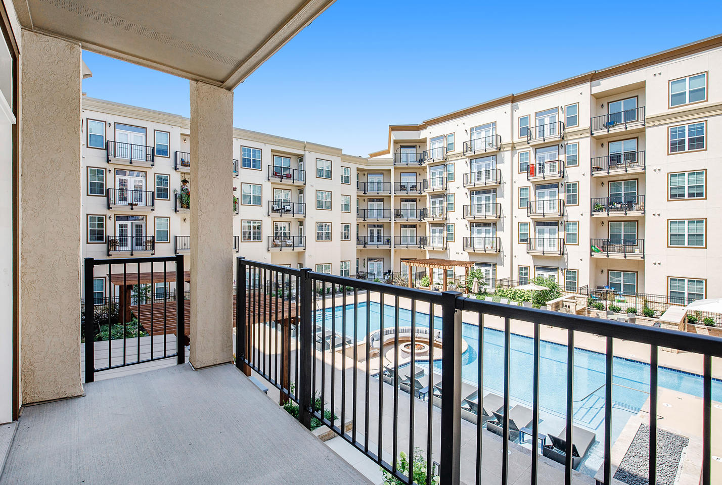 The Locale Apartment Homes Image 24