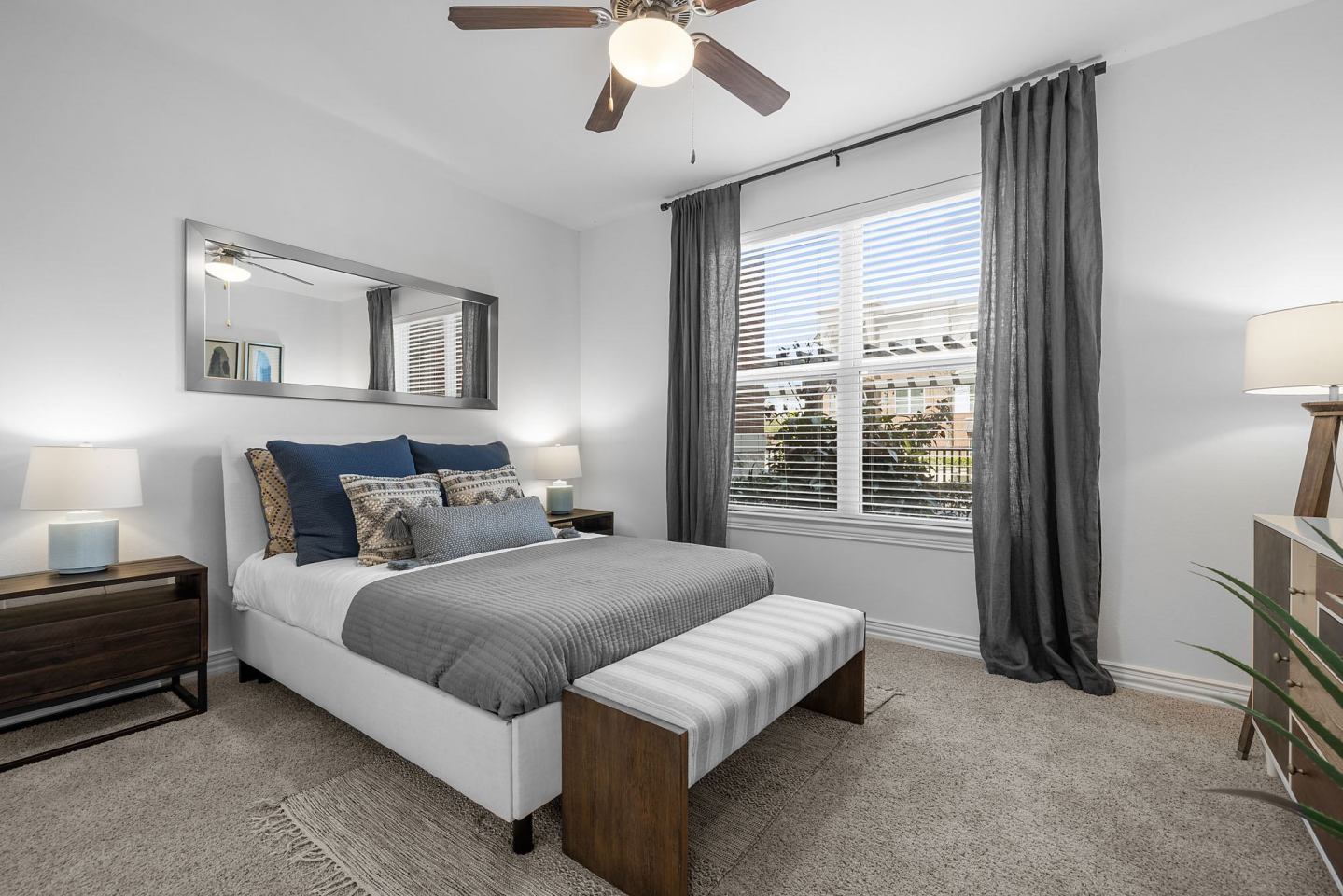 Bell Gateway Village Image 33