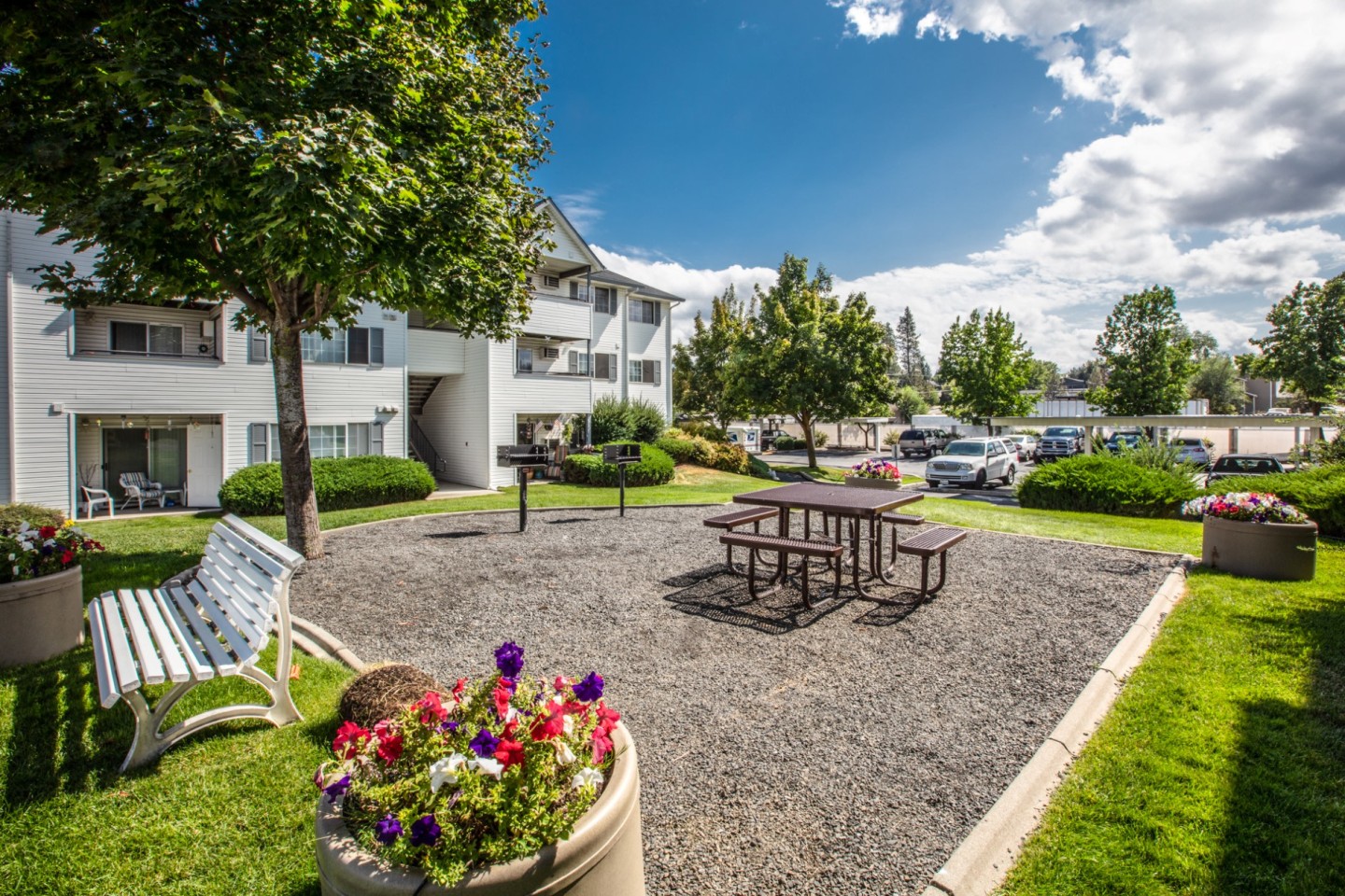 Farr Court Apartments Image 10
