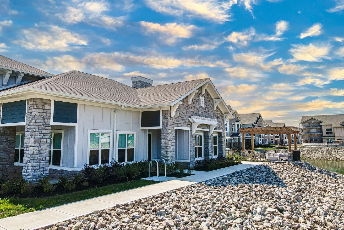 Maverick Modern Apartments Image 17