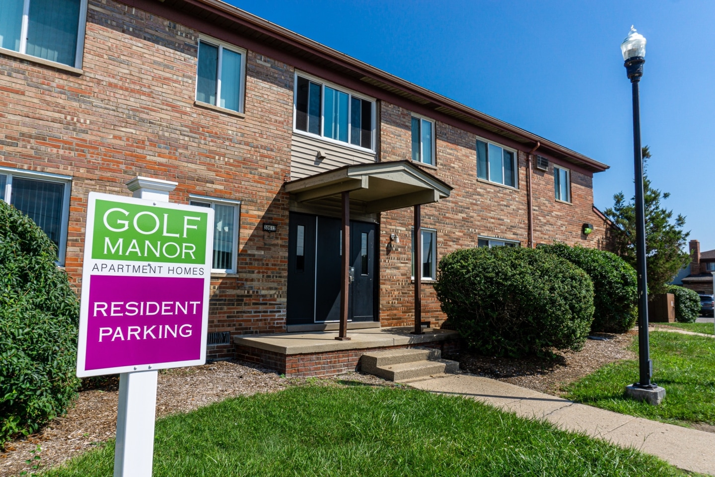 Golf Manor Apartments Image 5