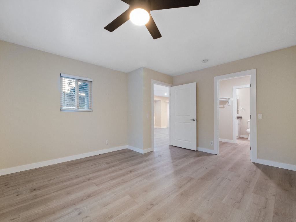 Sunset Cliffs Apartments Image 8