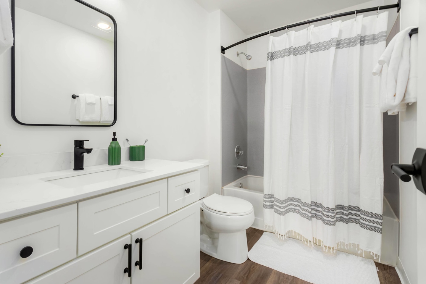 Brant Apartments Image 15
