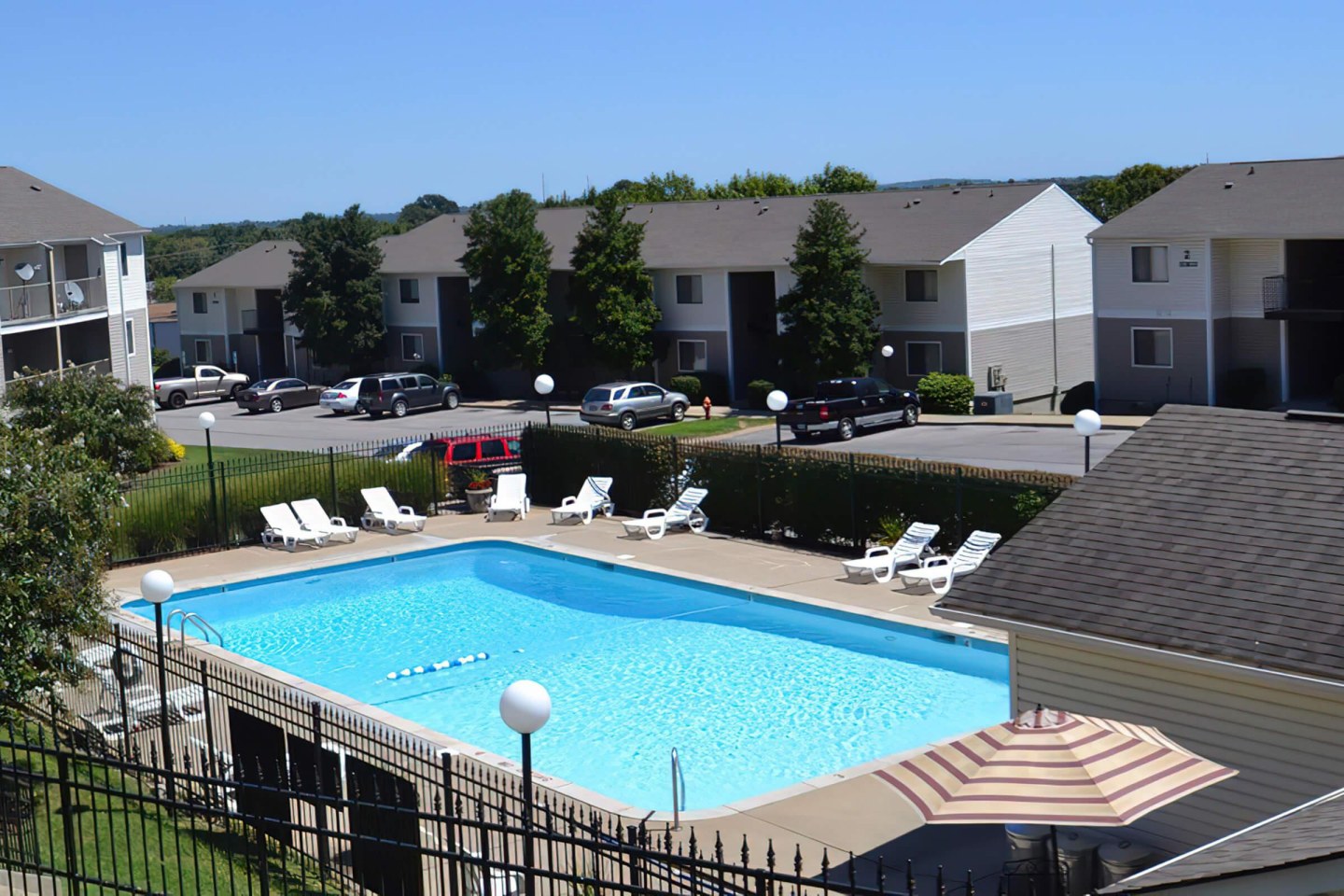Hickory View Image 46