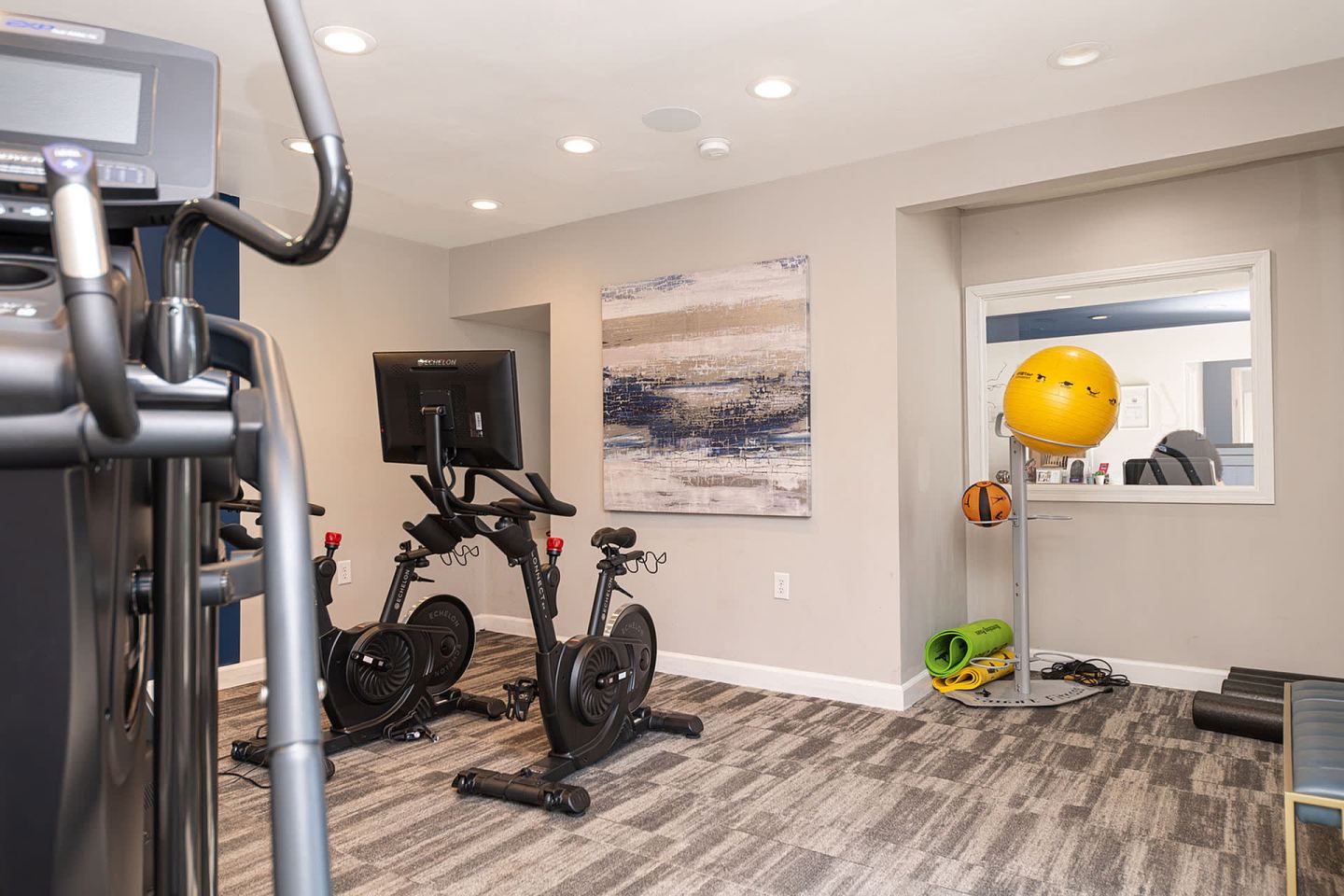 Everly Meridian Hills Image 10