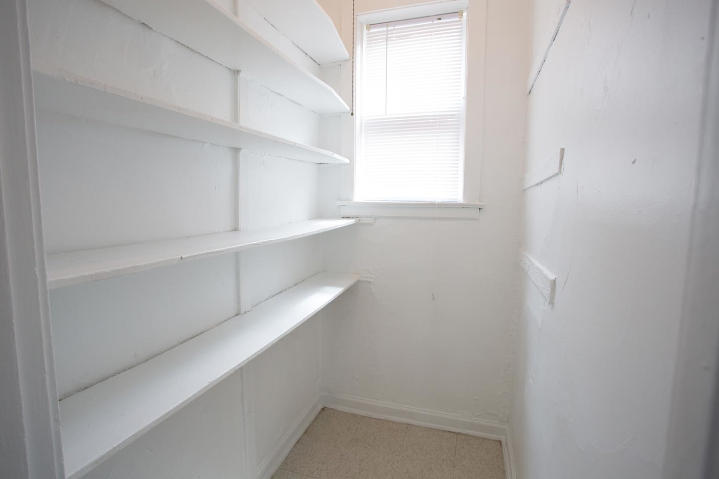 Greenwood 5201 Image 16