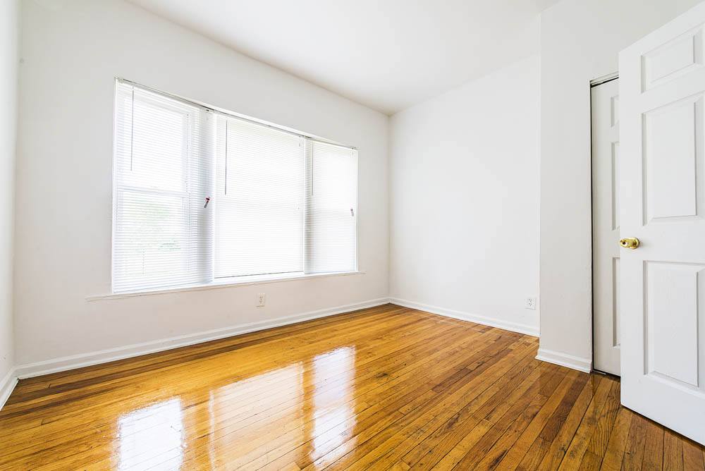 3650-54 W 18th Image 6