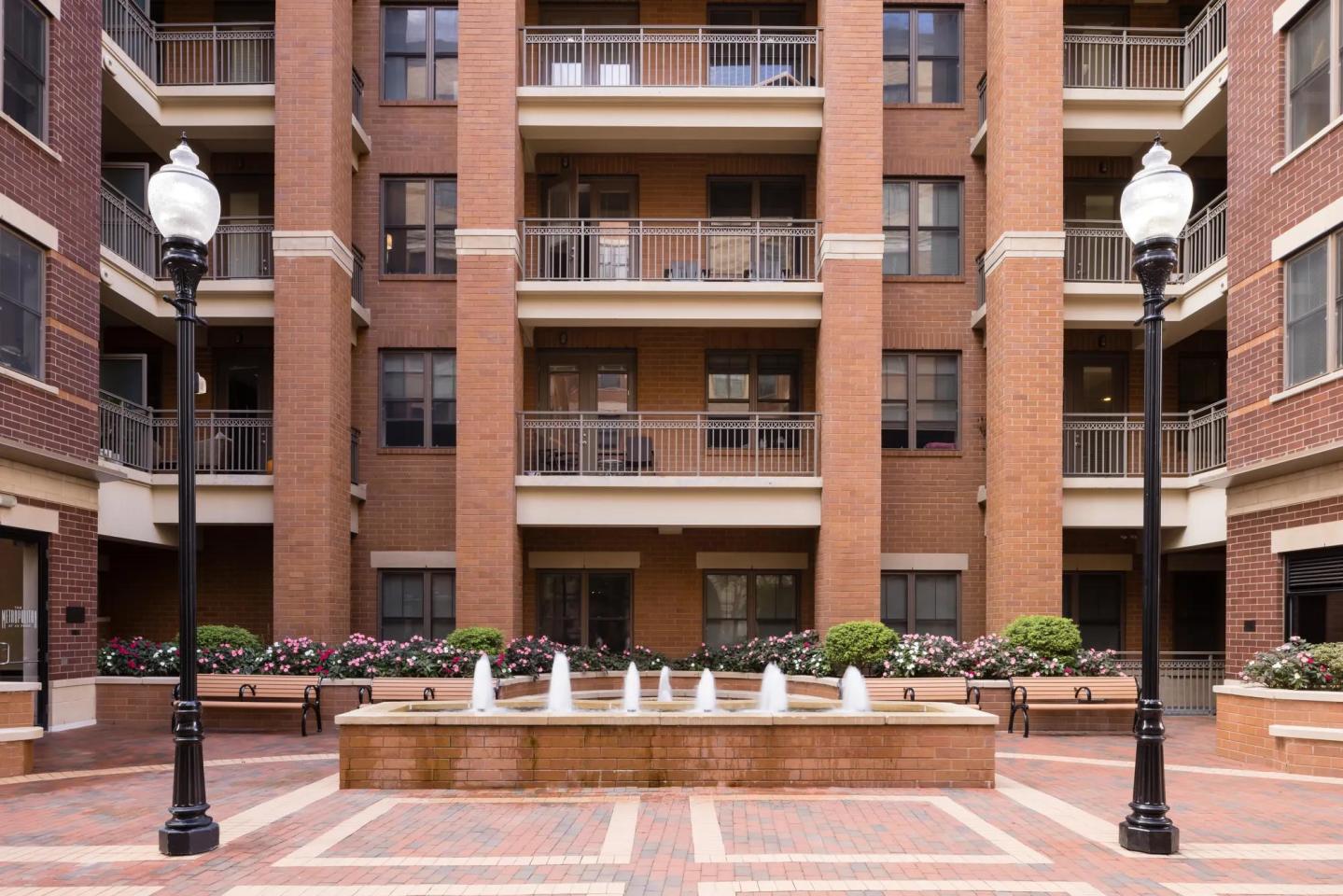 The Metropolitan at 40 Park Image 13