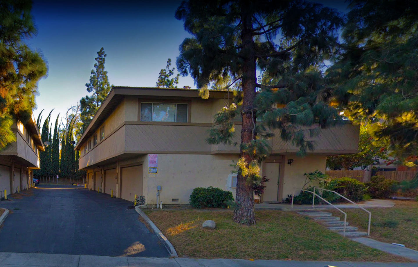 Lakeview Manor Image 5