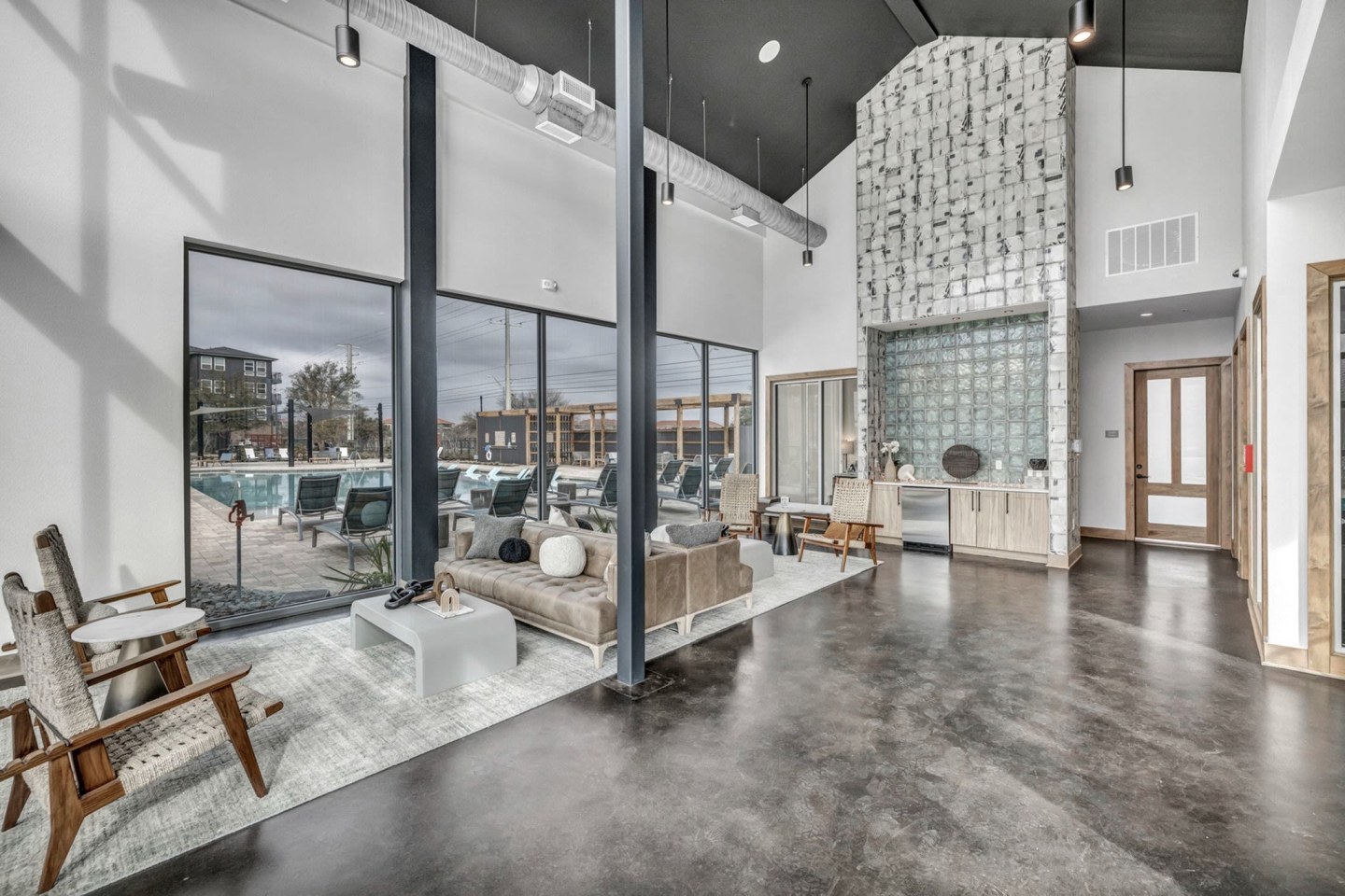 Lantana Round Rock Image 46