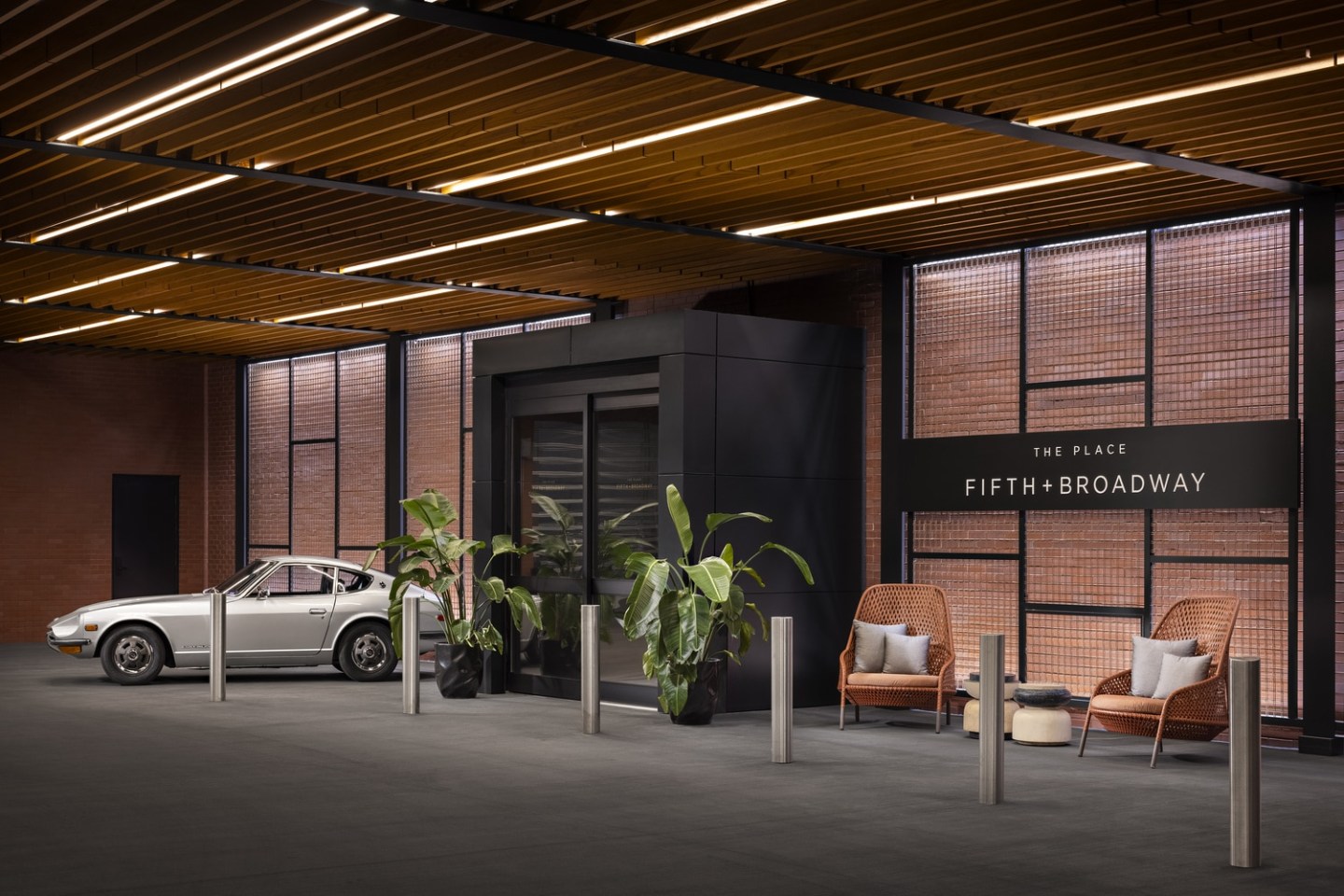 The Place at Fifth + Broadway Image 36