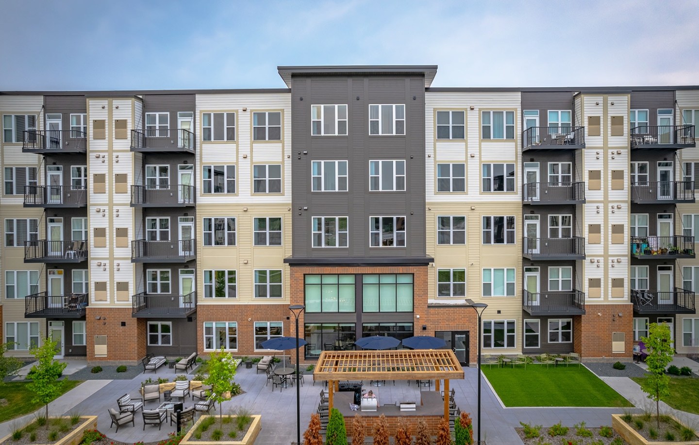Legacy Commons at Signal Hills 55+ Apartments Image 8