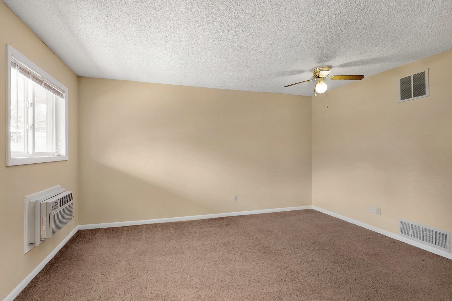 Redstone Commons Image 38