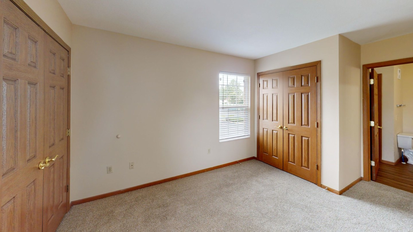 Duck Creek Apartments Image 1