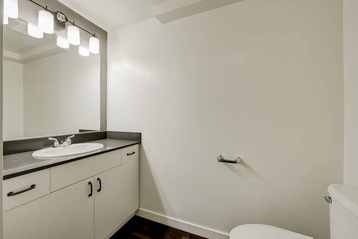 624 Yale Image 38