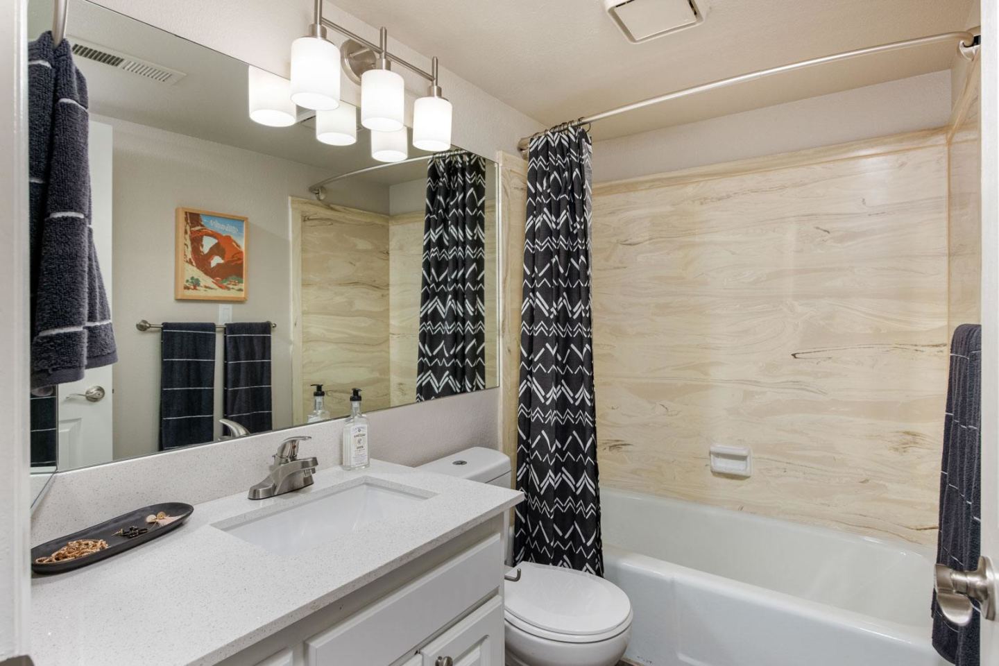 Cobble Creek Image 11